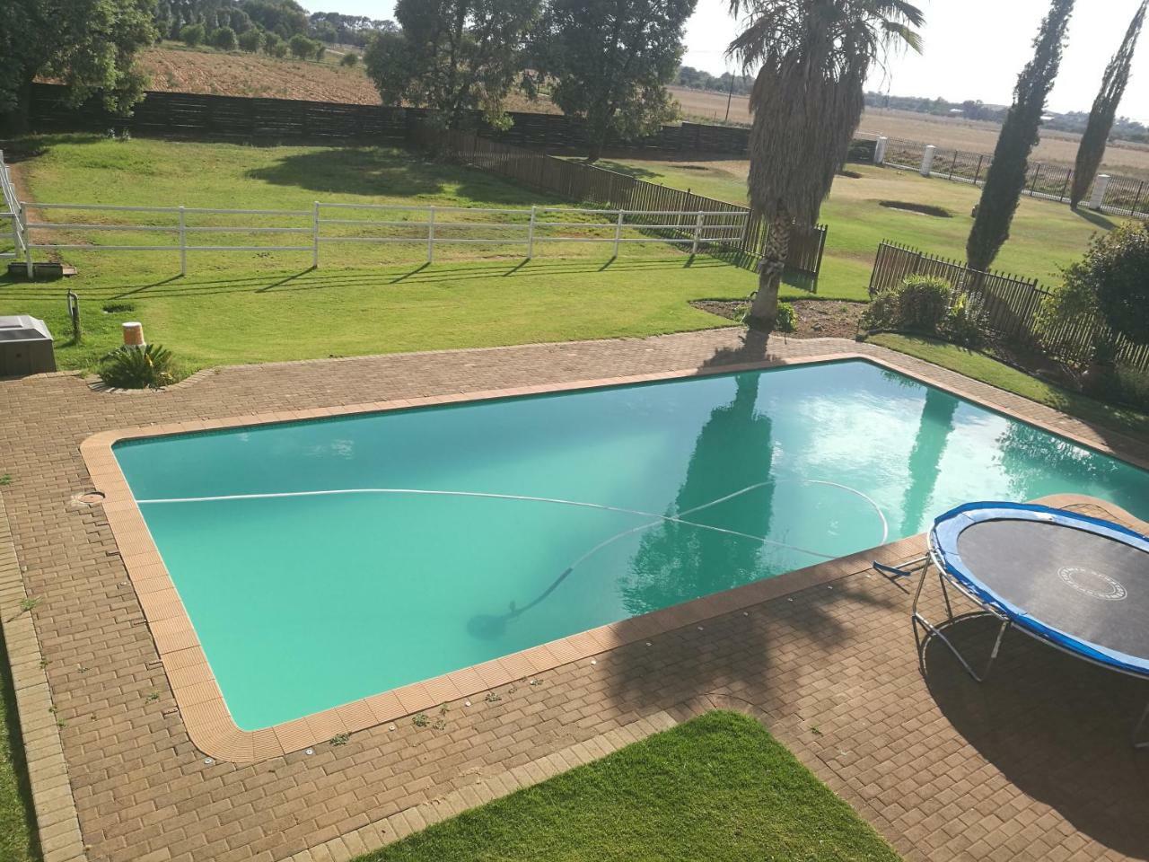 Krige Lodge B&B Bloemfontein Dış mekan fotoğraf
